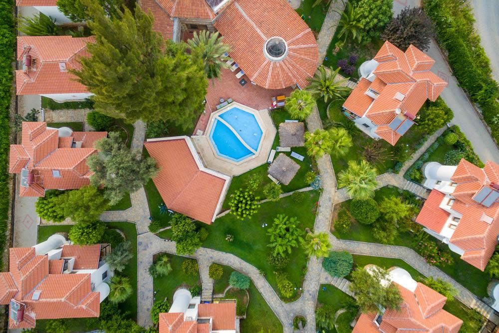 معلومات عنا