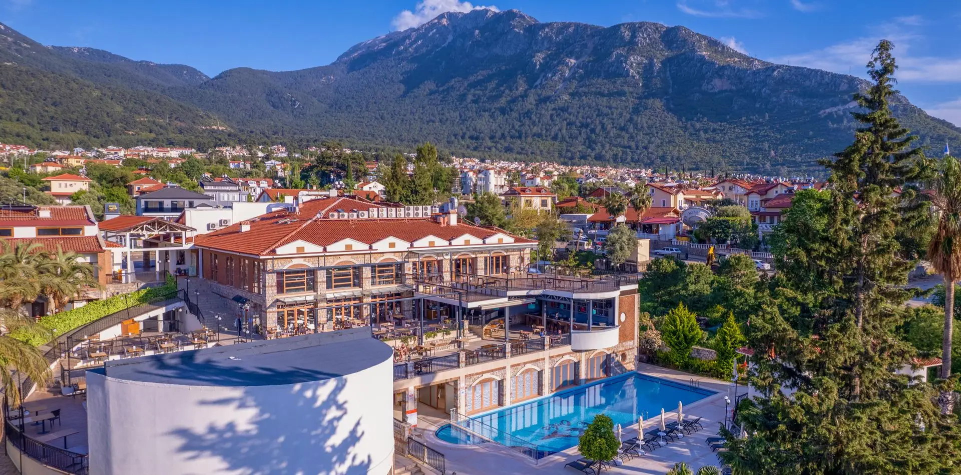 Orka World Hotel