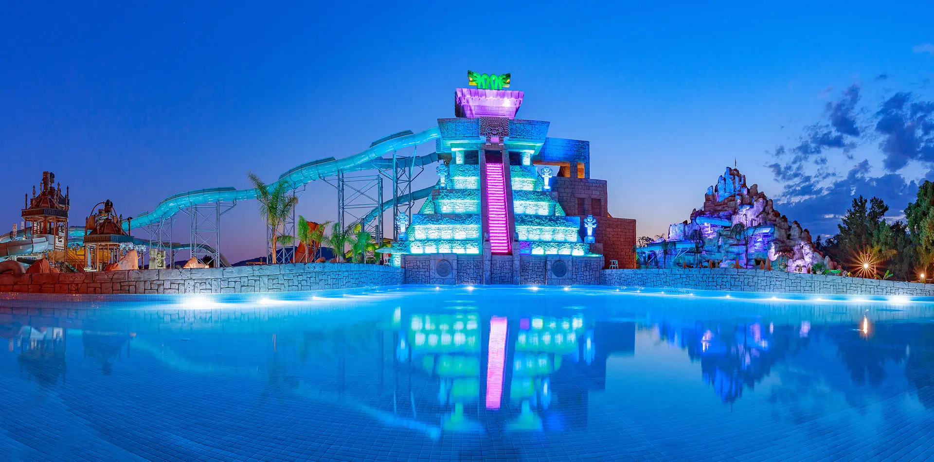Orka World Hotel